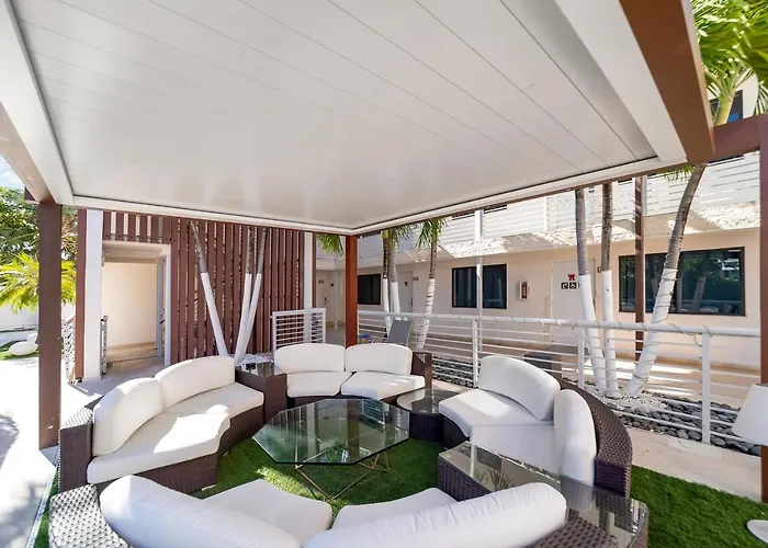 Deco Boutique Hotel